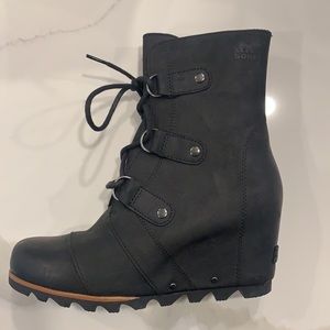Sorel JOAN OF ARCTIC II wedge boots